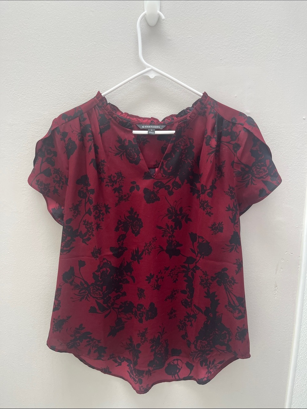 41 Hawthorn Burgundy Floral Split-Neck Blouse